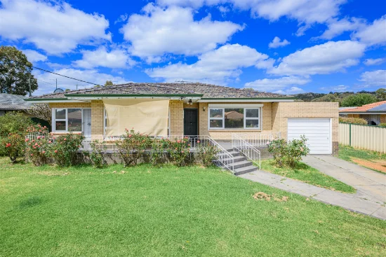 64 Amherst Road, Swan View, WA 6056