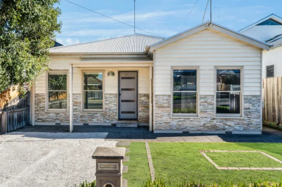 64 Breakwater Road, Thomson, Vic 3219
