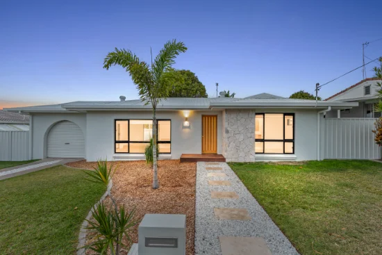 64 Denmans Camp Road, Torquay, Qld 4655