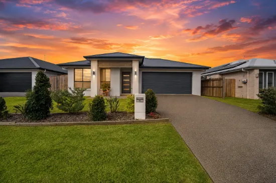 64 Dougan Street, Point Vernon, Qld 4655