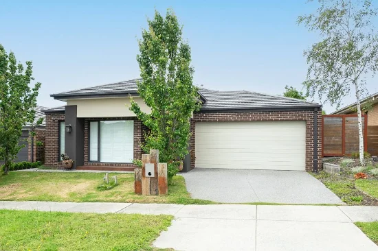 64 Graziers Crescent, Clyde North VIC 3978-Image