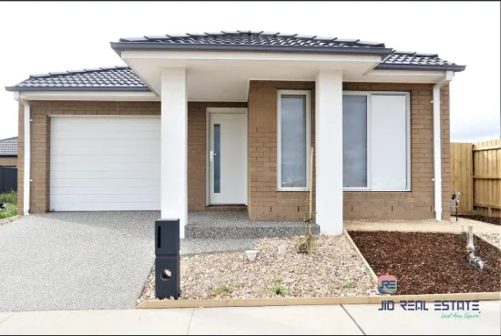 64 Guthrie Drive, Melton South, Vic 3338