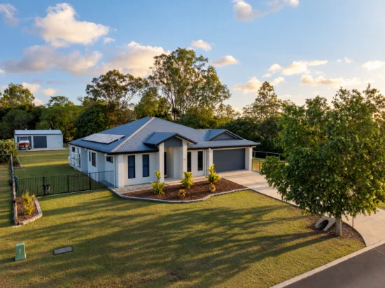 64 Honeyeater Crescent, Cannon Valley, Qld 4800
