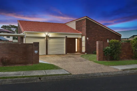 64 Oakleaf Street, Eight Mile Plains, Qld 4113