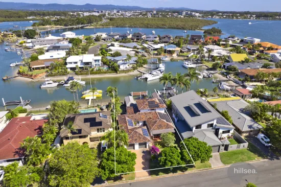 64 O'Grady Drive, Paradise Point, Qld 4216
