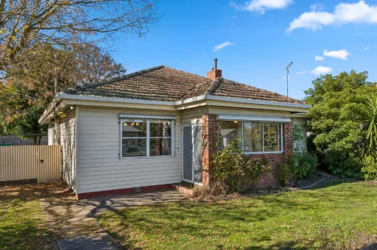 64 Sinclair St, Colac, Vic 3250