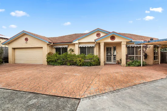 64 Stanthorpe Drive, Kanahooka, NSW 2530