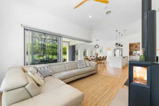64 Sylvan Street, Malua Bay, NSW 2536