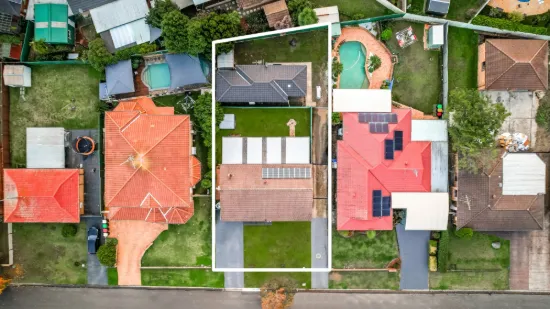 65 & 65A Pine Creek Circuit, St Clair, NSW 2759