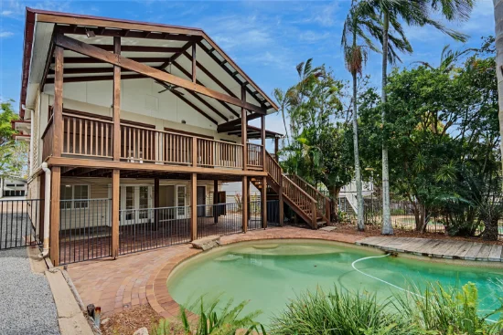 65 Blackwood Road, Manly West, Qld 4179