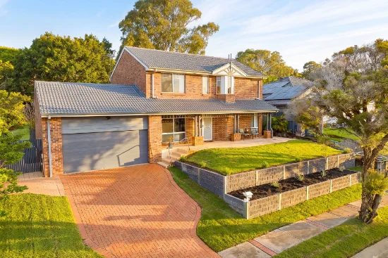 65 Burnett Avenue, Mount Annan, NSW 2567
