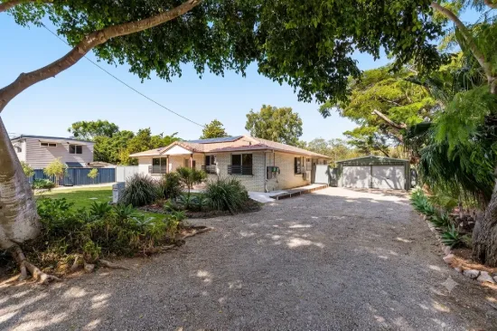 65 Chaseley Street, Nudgee Beach, Qld 4014