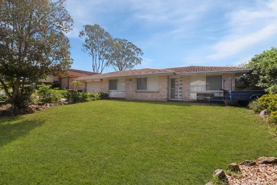 65 Donalbain Circuit, Rosemeadow, NSW 2560