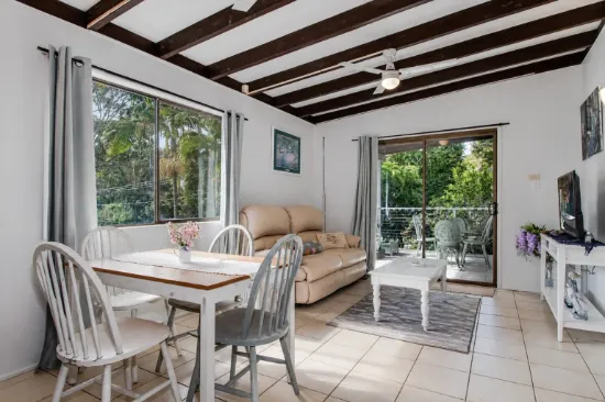 65 High Central Road, Macleay Island, Qld 4184