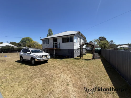66 Margetts Street, Wallangarra, Qld 4383