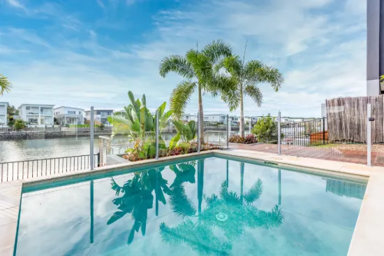 66 North Quay Circuit, Hope Island, Qld 4212