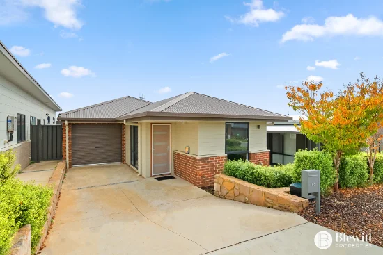 66 Oxalis Crescent, Tralee, NSW 2620