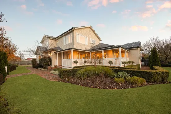 66 The Skyline, Sunbury, Vic 3429