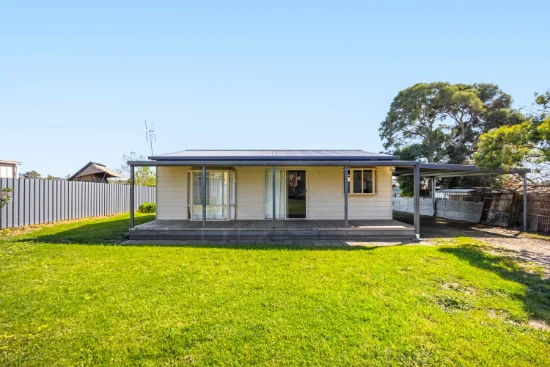 67 Churchill Ave, Ararat, Vic 3377