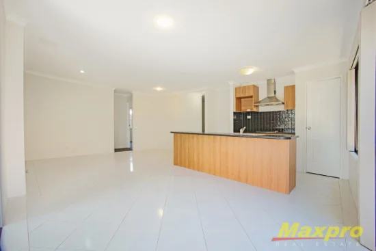 67 Coniston Drive, Ellenbrook, WA 6069 - For Rent