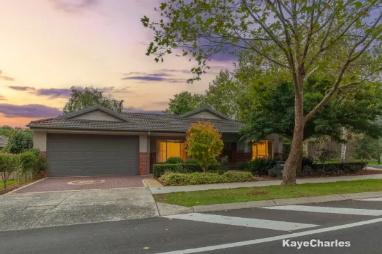 67 Fieldstone Boulevard, Beaconsfield, Vic 3807