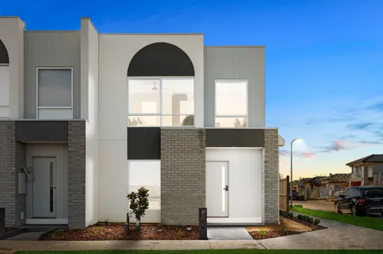 67 Lanark Street, Clyde North, Vic 3978