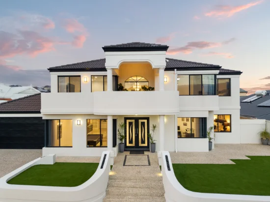 67 Silver Sands Drive, Iluka, WA 6028