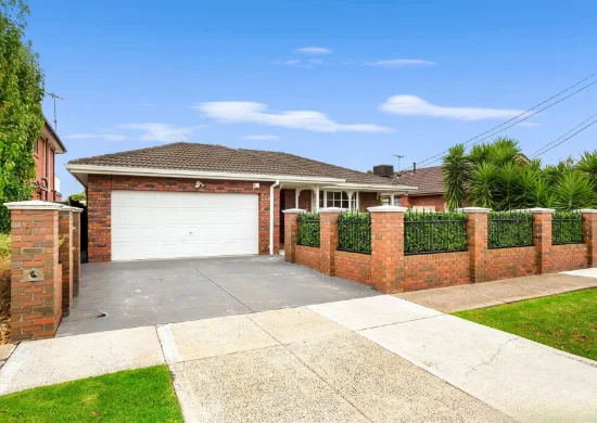 67 Sommers Drive, Altona Meadows, Vic 3028