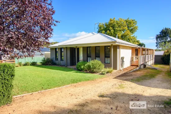 67 Victoria Parade, Donnybrook, WA 6239