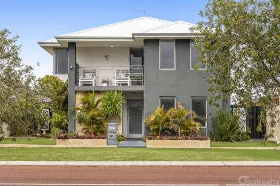 68 Bancoura Parkway, Secret Harbour, WA 6173