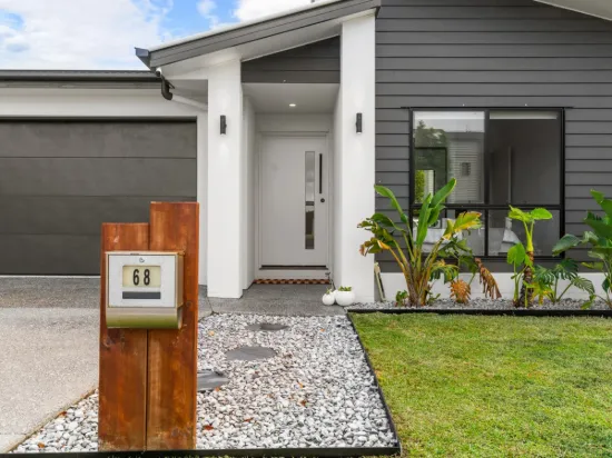 68 Charlotte Avenue, Nirimba, Qld 4551