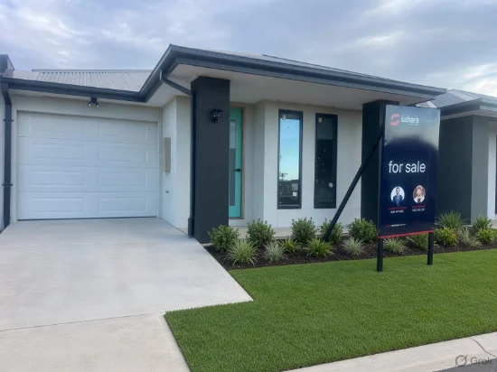 68 Coltan Avenue, Cobblebank, Vic 3338 - For Sale