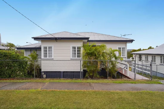 68 Downs Street, North Ipswich, Qld 4305