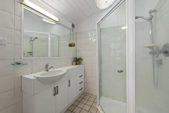 68 Fairfield Road, Fairfield, Qld 4103-Image