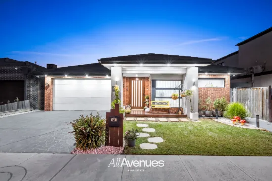 68 Fenway Boulevard, Clyde North, Vic 3978