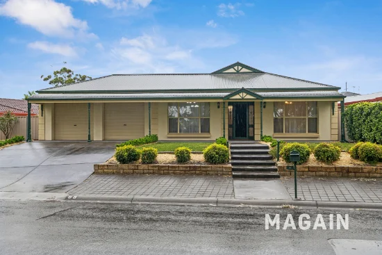 68 Jimmy Watson Drive, Woodcroft, SA 5162