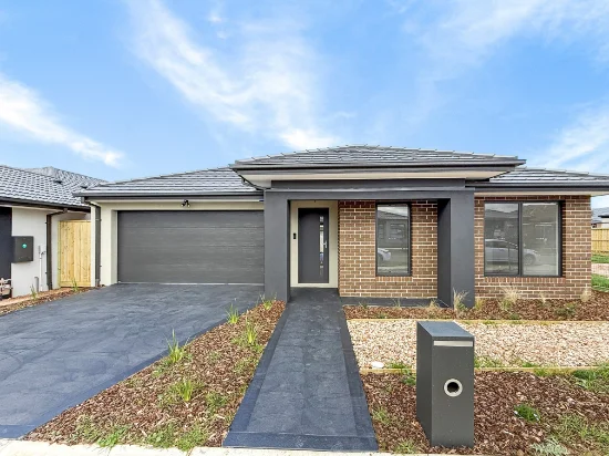 68 Maywood Rd, Manor Lakes, Vic 3024