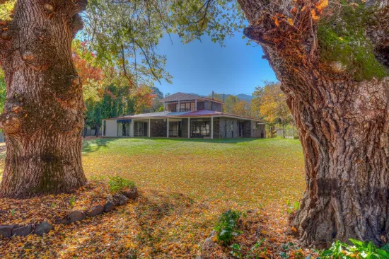 6864 Great Alpine Road, Porepunkah, Vic 3740