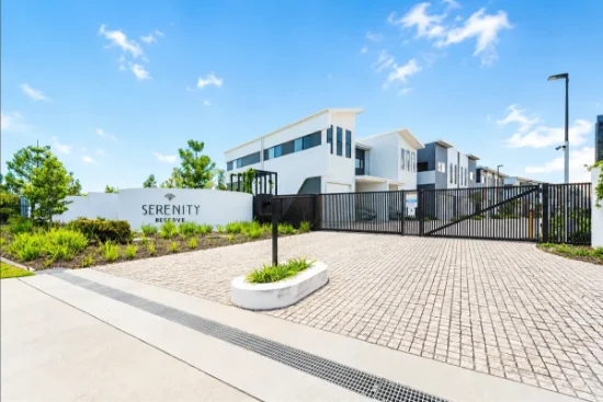 69/1 Lake Serenity Boulevard, Helensvale, Qld 4212