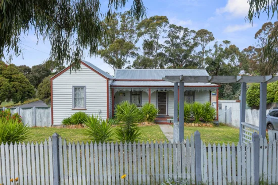 69 Chum Street, Golden Square, Vic 3555 - For Rent