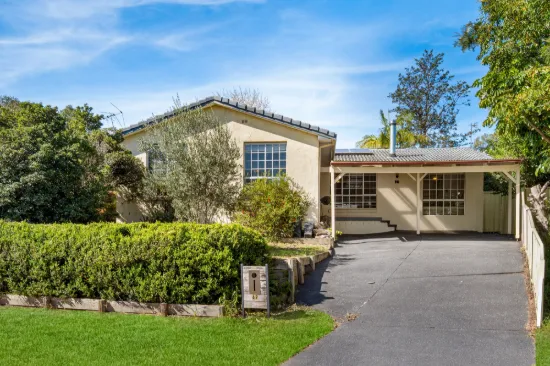 69 Lorenzo Crescent, Rosemeadow, NSW 2560