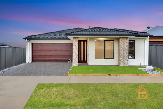 69 Northstowe Crescent, Strathtulloh, Vic 3338