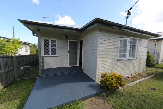 69 Perkins St, Upper Mount Gravatt, Qld 4122 - For Rent