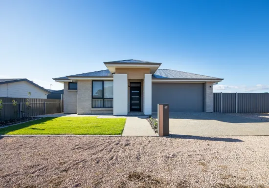 69 Rossiters Road, Moonta Bay, SA 5558