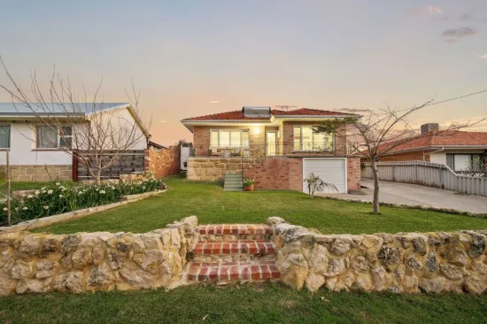 69 Samson Street, White Gum Valley, WA 6162