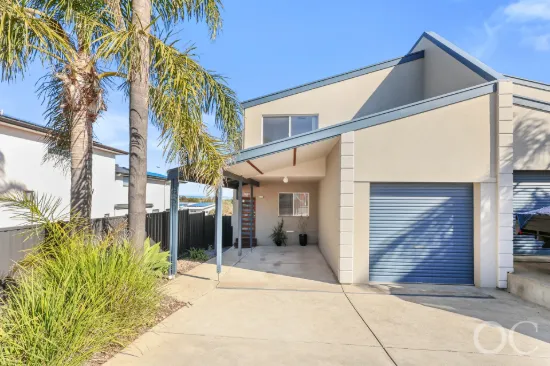 6A Fourth Avenue, Moana, SA 5169