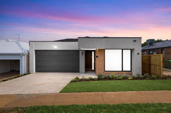 6a Longwarry Road, Drouin, Vic 3818