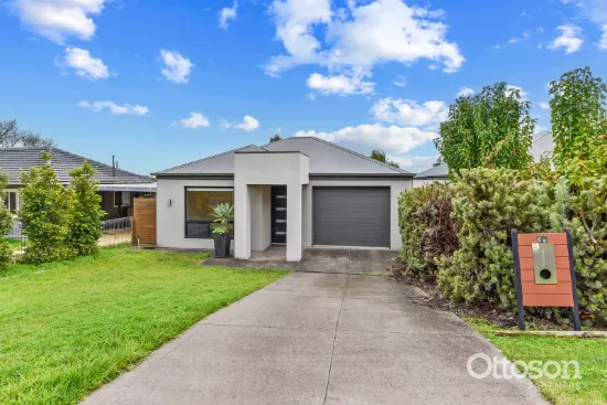 6A Strathlyn Avenue, Naracoorte, SA 5271