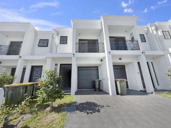 6B Malouf Street, Canley Heights, NSW 2166