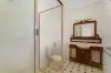 6B Senor Avenue, Urangan, Qld 4655-Image
